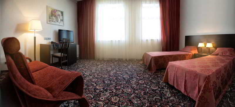 Park Hotel Dnipro Esterno foto