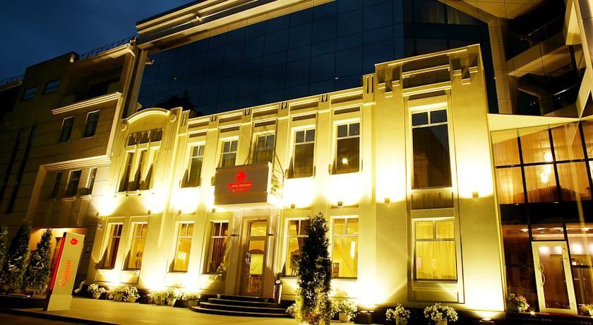 Park Hotel Dnipro Esterno foto
