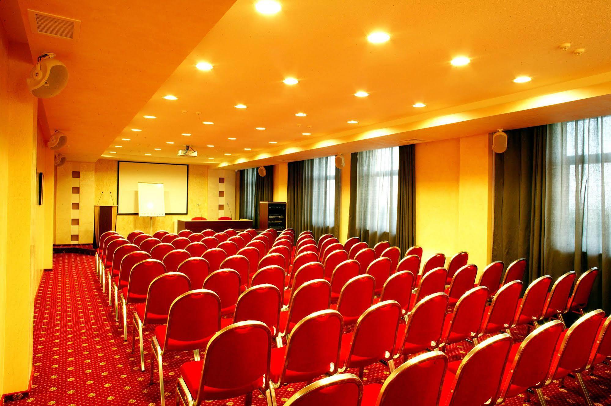 Park Hotel Dnipro Servizi foto